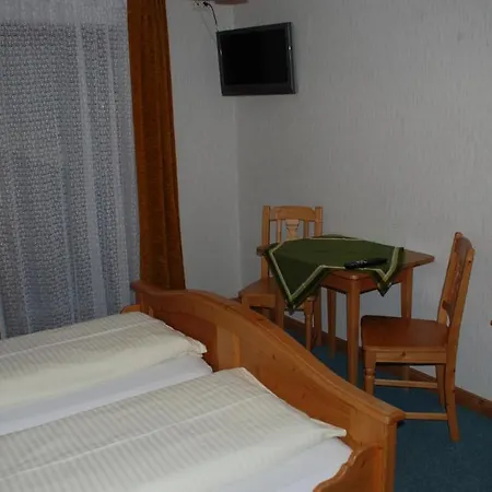 Baeuerle 3*